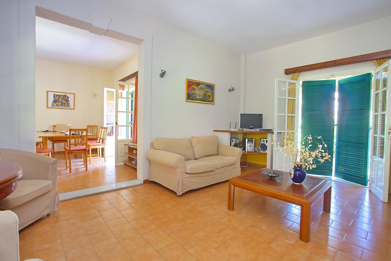 Villa Leda Karousades  Екстер'єр фото
