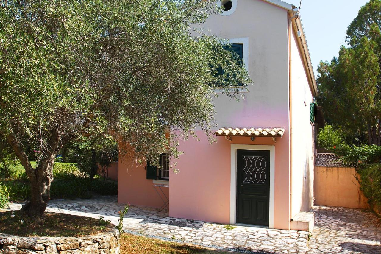 Villa Leda Karousades  Екстер'єр фото